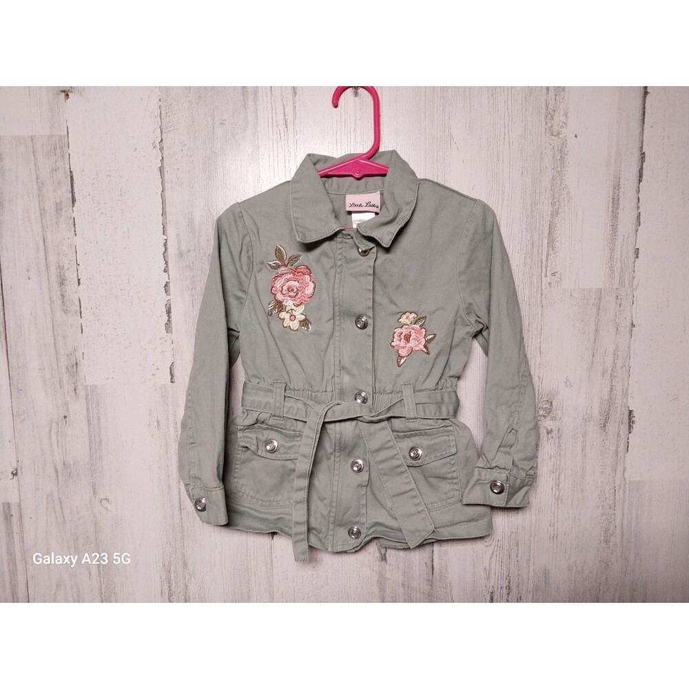 Little Lass Camo Green Toddler Jacket Size 4T Flower Embroidered Back Design